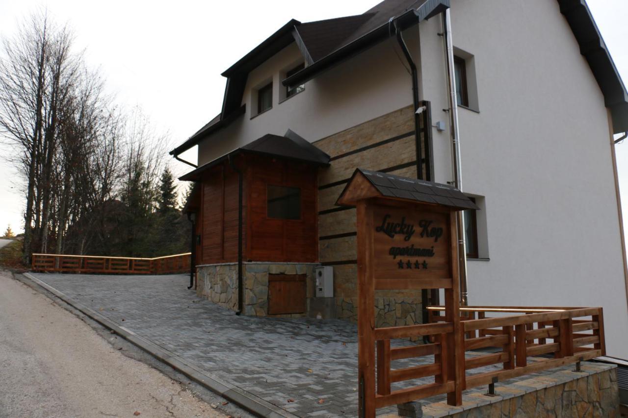 Vila Lucky Kop & Restoran Apartamento Kopaonik Exterior foto